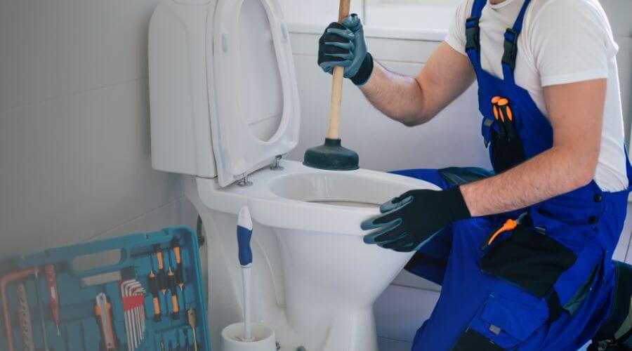 Expert burst pipe repair services in Elm Grove, LA
